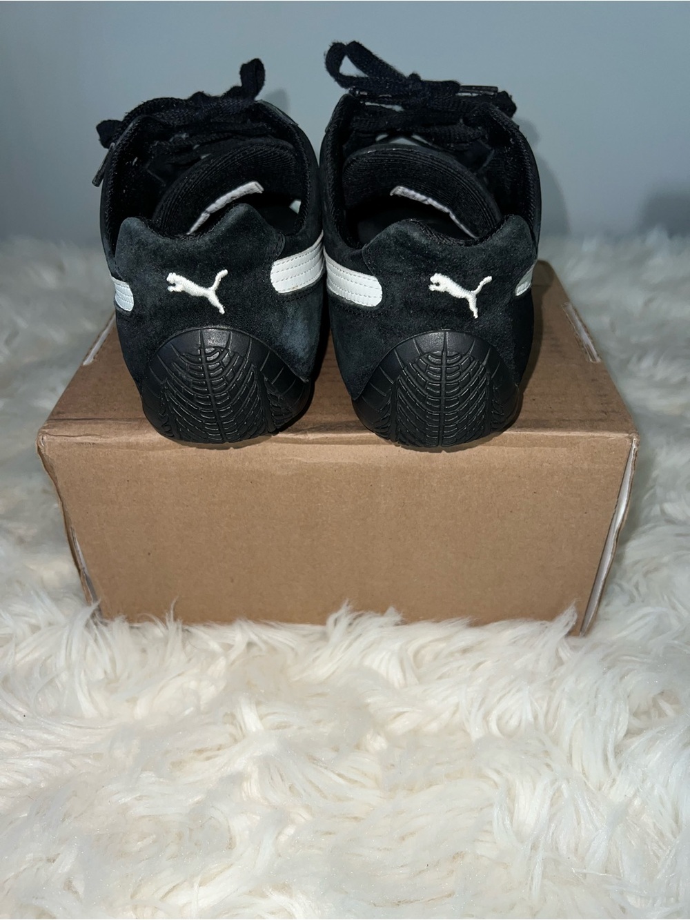 Puma Black Suede Sneakers – Men’s Size 10 (Approx.) – Classic Lace-Up Athletic - Picture 4 of 10